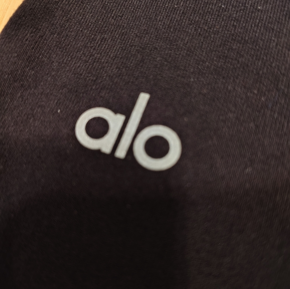 Alo High-waist Flutter Flares - Picture 4 of 5